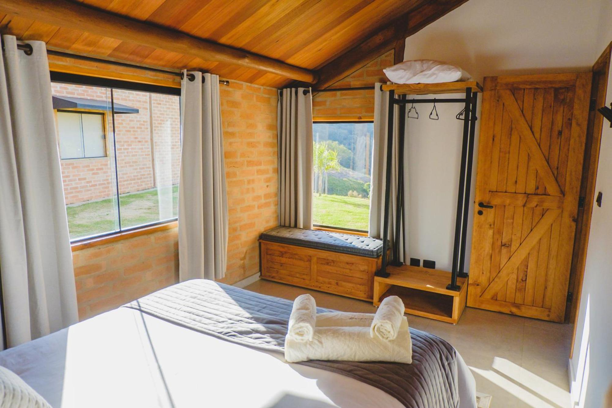 Pousada Ho'Oponopono Chalets & Wine Sapucaí-Mirim Eksteriør bilde